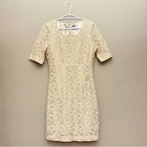 Vero Moda Cream Lace Fitted Short Sleeve Mini Dress & Zipper Back – Size 36 EU